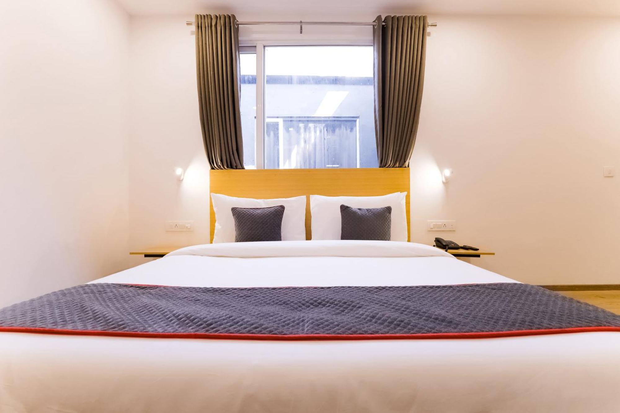 Townhouse Prithvi Resort Near Phoenix Palassio Lucknow Luaran gambar