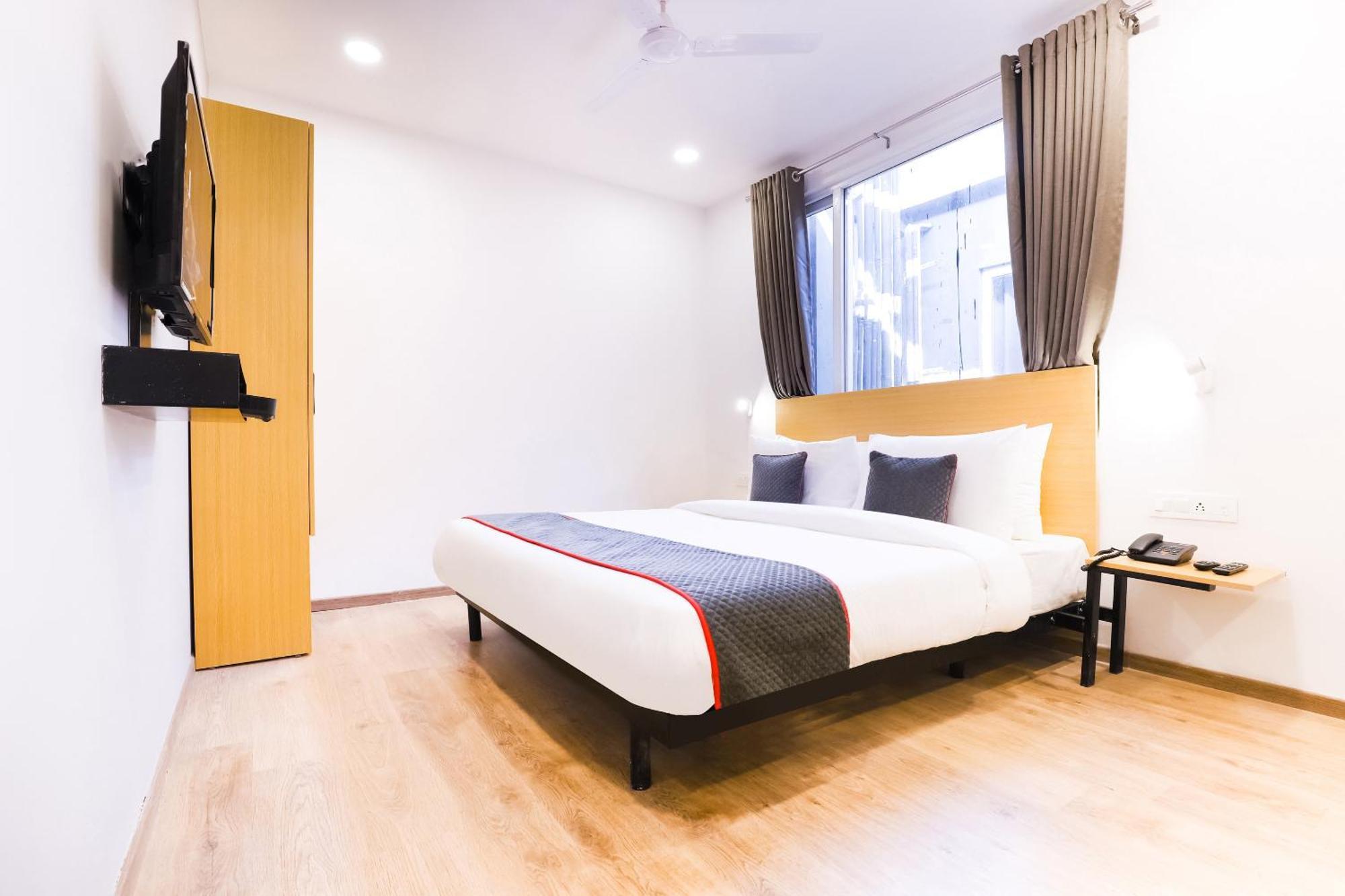 Townhouse Prithvi Resort Near Phoenix Palassio Lucknow Luaran gambar