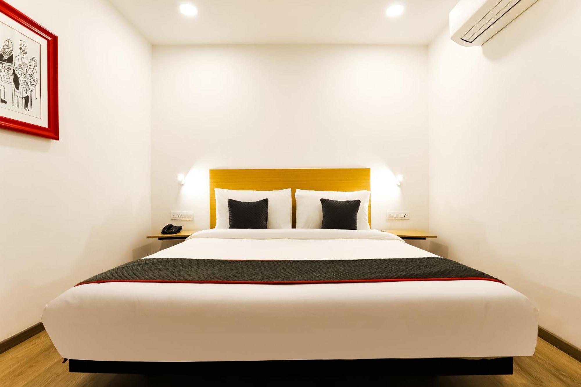 Townhouse Prithvi Resort Near Phoenix Palassio Lucknow Luaran gambar