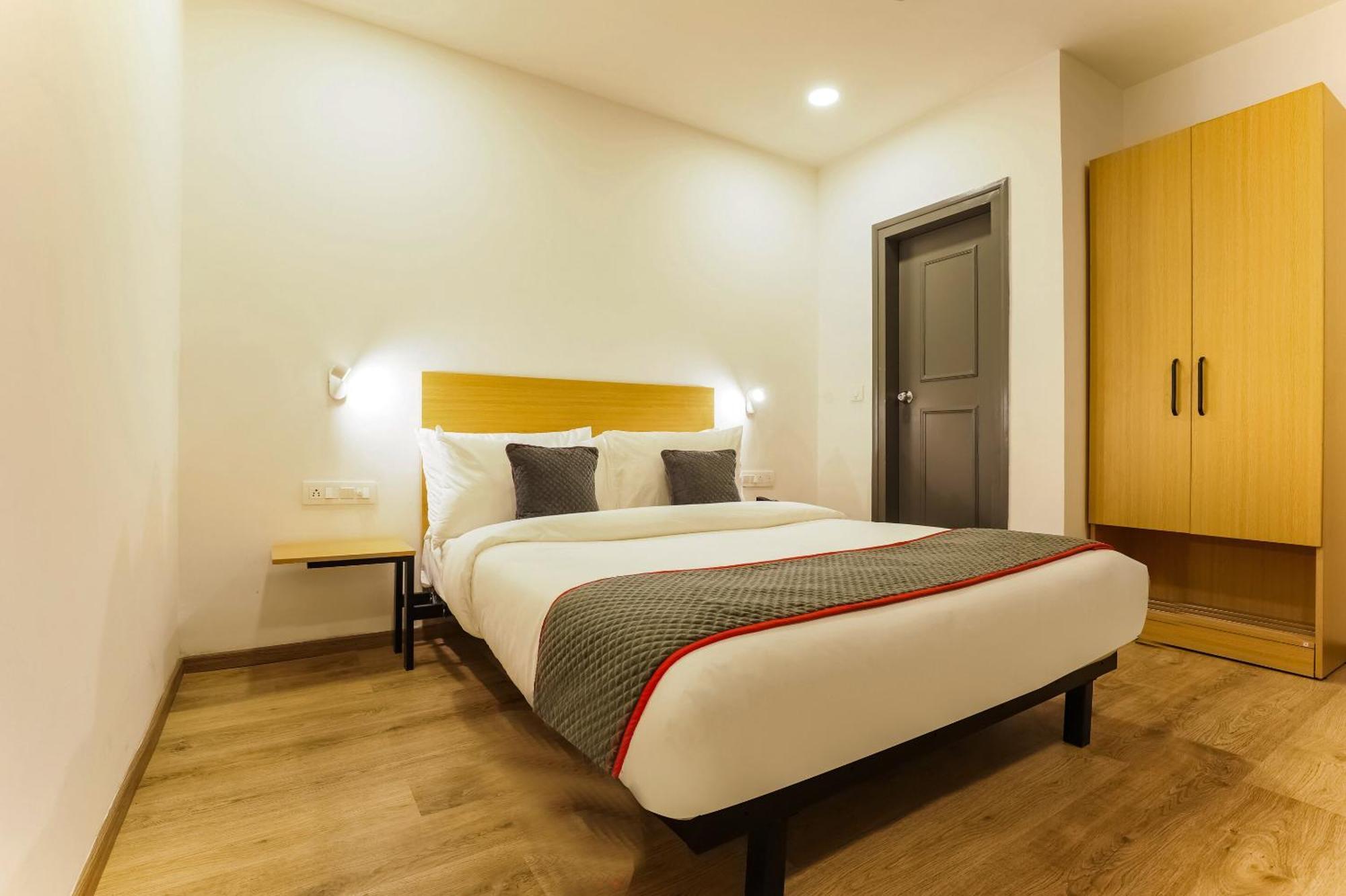 Townhouse Prithvi Resort Near Phoenix Palassio Lucknow Luaran gambar